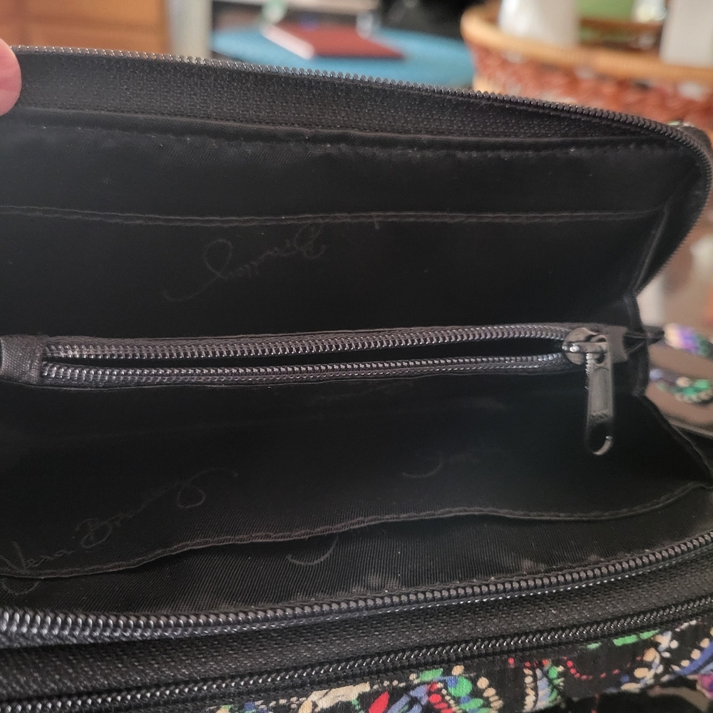 Vera Bradley RFID All in one Crossbody - Picture 6 of 8